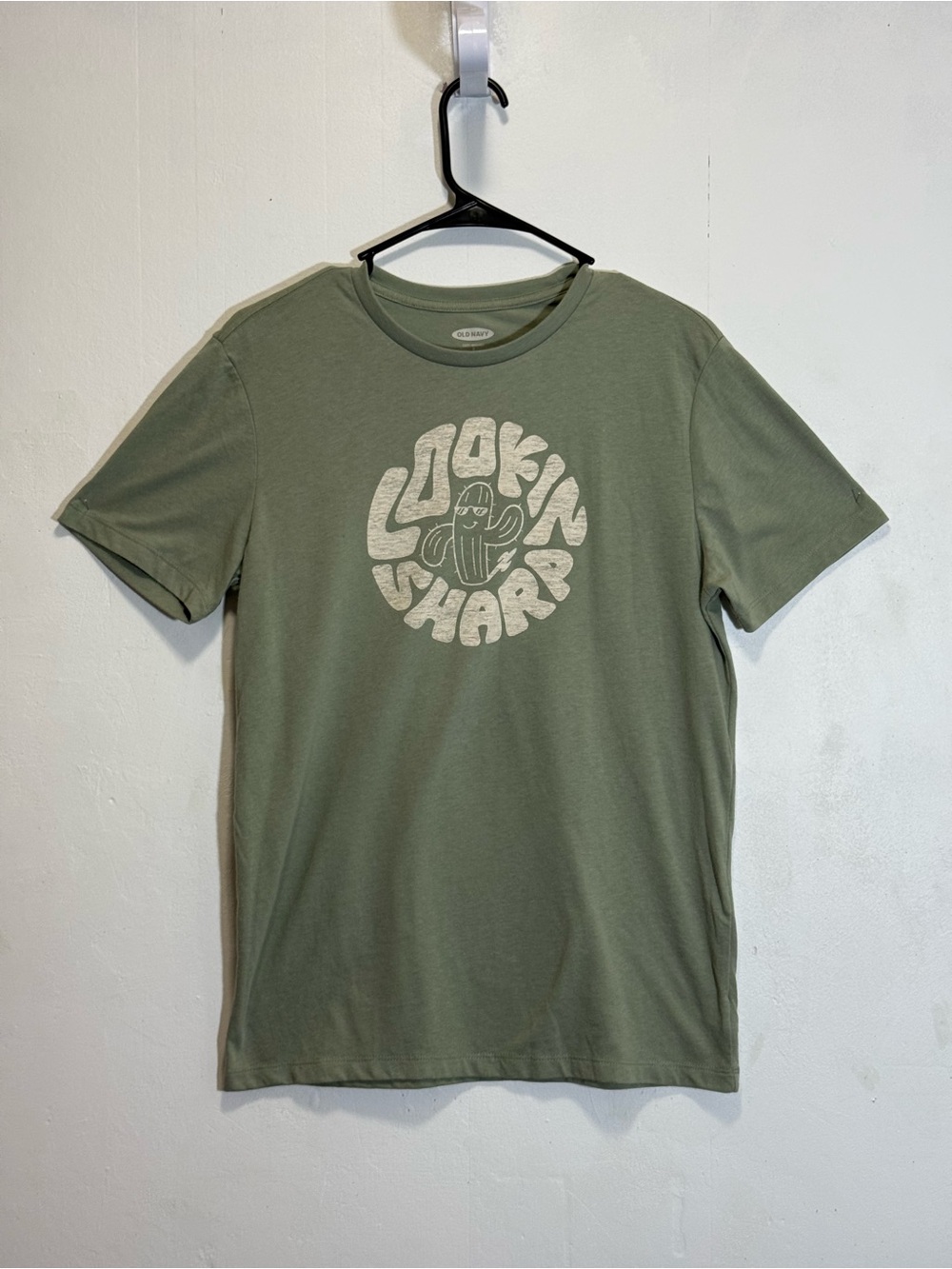 Old Navy Looking Sharp Green Graphic Logo Tee - Men's Sz S